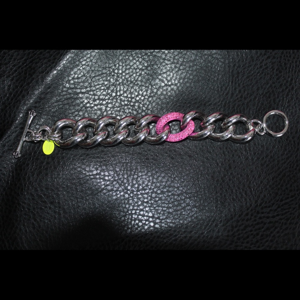 10/10/20 Sale✨ Juicy Couture Link Bracelet